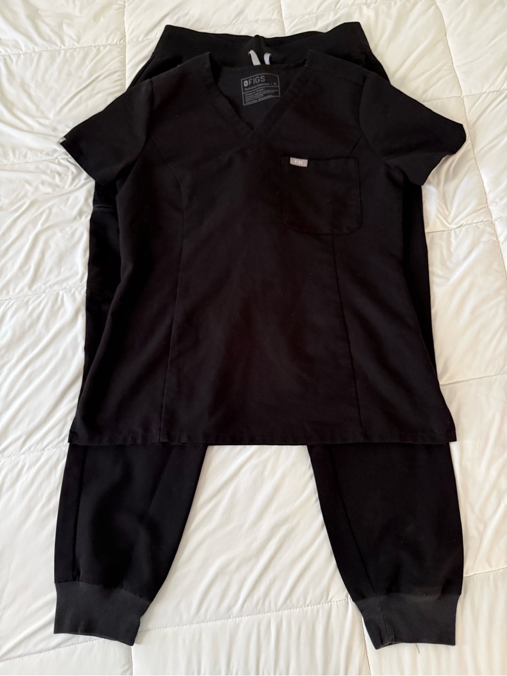 FIGS Black Technical Collection Scrub Set
